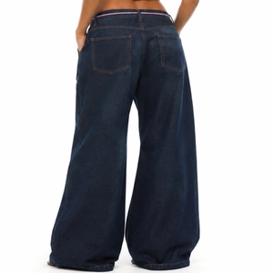Jean en denim à jambe large pour femme, taille haute, tissu doux, coupe ample, avec lacets roses contrastants, style décontracté, tissu doux et confortable - Product Image 2