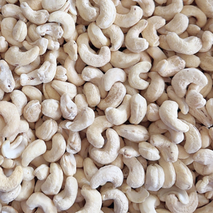 ขายส่งเม็ดมะม่วงหิมพานต์คุณภาพดีที่สุดจากเวียดนาม ซานติโก เวียดนาม WW180 รับผลิตแบบ OEM, ODM - Product Image 1