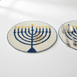 ผ้ารองจานตกแต่งงานฝีมือสุดหรูหรา ทำจากผ้าซาตินประดับลูกปัดหลากสี แบรนด์ NOORIMS AKBAR HANDICRAFTS เหมาะสำหรับอุตสาหกรรมบริการจัดเลี้ยงและงานอีเว้นท์ - Product Image 4