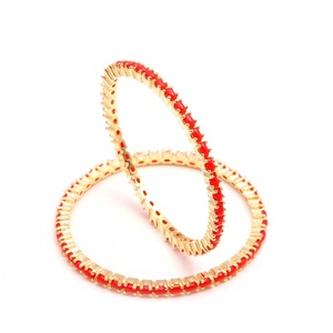 Brazalete Tradicional del Sur de la India de Latón con Perlas de Coral, Chapado en Oro de 22K, Joyería Festiva - Product Image 1