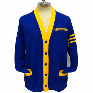 Vente en gros de cardigans et pulls décontractés pour femmes de qualité supérieure personnalisés, pour les universités/écoles/fraternités/sororités - Product Image 4