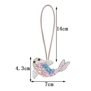 Porte-clés Scorpion blanc fait main vintage avec strass, breloques de poignet multicolores en lettres initiales alphabet, style bling pour fêtes - Product Image 6