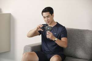 KATA Vietnam Manufacturer's Best Price <b>Electric</b> Deep Tissue LED Display <b>Massage</b> Gun New Technology Long-Handle Relaxing Muscles - Product Image 4