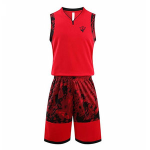 Uniforme de basket-ball léger et respirant, tissu en polyester de haute qualité pour une meilleure circulation de l'air et une meilleure absorption de la transpiration - Product Image 1