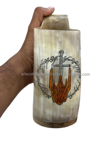 Jarra de cuerno de búfalo con brújula vikinga Vegvisir, estilo vikingo, suministro ético, interiores aptos para alimentos, pedidos al por mayor para artículos de bar. - Product Image 4