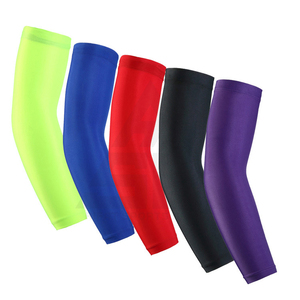 Manchons de protection anti-UV colorés pour le cyclisme, la course à pied et les activités de plein air, unisexes, adultes, légers, en spandex/polyester compressif - Product Image 1