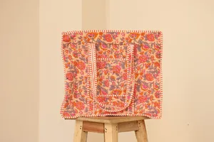 Sac fourre-tout authentique en coton matelassé à imprimé floral, fermeture éclair, sac à bandoulière, sac de shopping pour femmes - Product Image 4