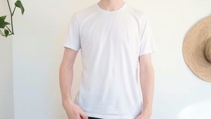 T-shirt en coton biologique personnalisable, uni, en gros - Product Image 4