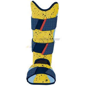 Espinilleras de fútbol, calcetines de compresión para pantorrillas, mangas de compresión para piernas de fútbol, protector de espinilla de béisbol, espinilleras personalizadas para hombre - Product Image 1
