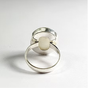 Classic <b>Chunky</b> Oval Moonstone Gemstone <b>Ring</b> (8.0 Grams) Minimalist Jewellery for Daily Wear - Product Image 4