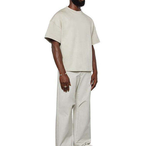 Camiseta Negra Oversize de Algodón 100% de 230 GSM para Hombre, Manga Corta, Corte Boxy, Estilo Jersey, Lisa - Product Image 2