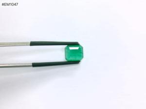 Esmeralda Zambiana Natural Octogonal Premium, Corte Facetado Octogonal, 6.82ct, Gema Suelta de Alta Calidad, Color Intenso, Claridad Excelente - Product Image 4