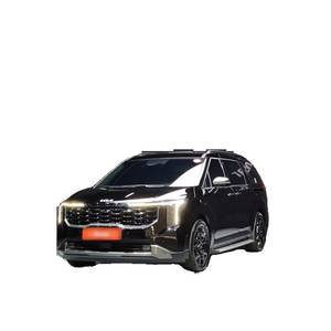 Kia Carnival HEV 2024 de 9 Plazas con Asientos de Cuero, Caja de Cambios Automática, Cámara Trasera, 23,321 km, Color Gris Grafito - Product Image 1