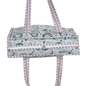 Sac fourre-tout en coton matelassé fait main, écologique, léger, durable, style bohème, avec fermeture éclair, imprimé floral, réversible, lavable, pour la plage - Product Image 5