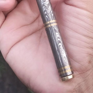 ปากกาเหล็กดามัสกัสสุดหรู ดีไซน์โลหะและไม้ สำหรับผู้บริหาร เหมาะสำหรับใช้ในสำนักงาน ธุรกิจ และเป็นของขวัญส่งเสริมการขาย - Product Image 5