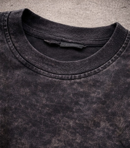 Camisetas de Franela Extra Grandes Personalizadas con Hombros Caídos, Estilo Urbano, Lavado Ácido, Estampado Gráfico de Anime, Vintage, para Hombre, de Tela Gruesa - Product Image 4