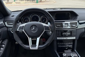 Mercedes-Benz E-63 S AMG Sedán 2015 - Product Image 2