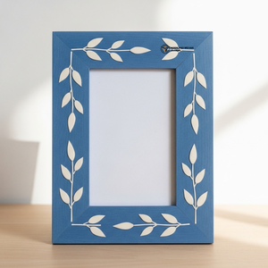 Cadre photo artisanal décoratif bleu floral de qualité supérieure - Product Image 1