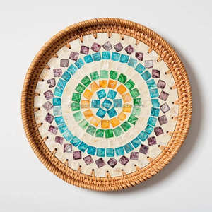 Plateau rond en rotin nacré avec poignées, plateau de service en rotin nacré naturel pour décoration, plateau de service multifonction - Product Image 3