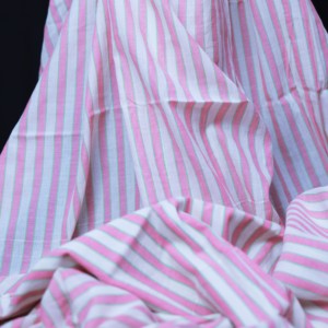 Tela de Algodón Khadi 100% Orgánica Tejida a Mano al por Mayor, Rayas Rosas, Ligera, Transpirable, 60GSM, Secado Rápido, Ecológica - Product Image 1