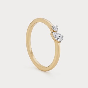 Anillo de compromiso Toi et Moi de dos piedras con diamantes cultivados en laboratorio de corte redondo y en forma de pera de 5.10 quilates en oro amarillo de 14 quilates, joyería fina personalizada al por mayor - Product Image 2