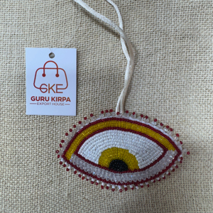 Breloques de sac perlées faites à la main de haute qualité, pendentifs lettres en perles, breloques décoratives en perles de rocaille pour sacs fourre-tout et pochettes - Product Image 1