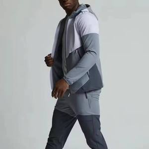 Prix de gros personnalisé, survêtement moderne unisexe streetwear conçu pour l'entraînement, la remise en forme, la course à pied, les activités de gym, confort 100% - Product Image 2