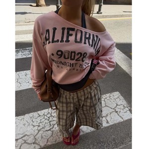 Women's Asymmetric Off-Shoulder Sweatshirt <b>Pink</b> Letter Print Drop-Shoulder <b>Long</b> <b>Sleeve</b> Oversized Knitted <b>Top</b> Casual Style - Product Image 6