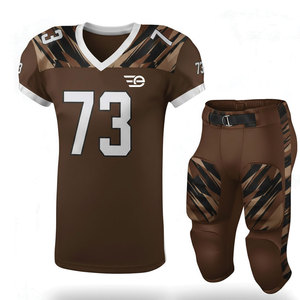 Uniforme de football américain Dynamic Team, tissu respirant, coutures solides et design résistant à la décoloration pour les matchs réguliers et les tournois. - Product Image 1