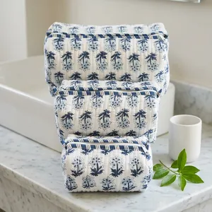 Grands sacs à cosmétiques vintage, trousse de toilette matelassée en coton, trousse de toilette artisanale imprimée au bloc, cadeaux pour demoiselles d'honneur, cadeau de fête - Product Image 2
