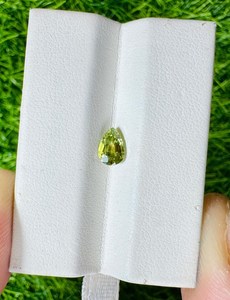 Piedras preciosas de zafiro verde natural sueltas para la fabricación de joyas, anillos, colgantes, pendientes, piedra verde de alta calidad - Product Image 2