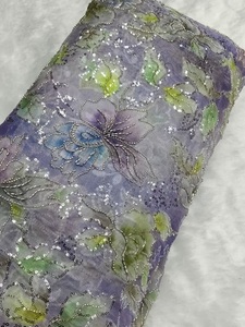 Tissu en soie brodé de perles lourdes pour robes de mariée Lehenga et vêtements de créateurs, disponible dans le monde entier au meilleur prix - Product Image 4