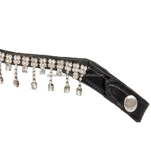 Bande de front de cheval en cuir de qualité supérieure disponible en cuir de selle véritable noir et marron havane avec des cristaux intégrés et suspendus - Product Image 6