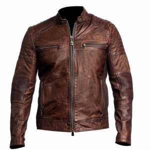 Veste en cuir de haute qualité, très élégante et stylée - Product Image 5