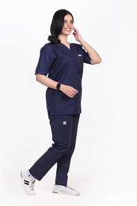 Hauts de blouse tricotés sur mesure à manches courtes et col en V pour femmes, uniformes médicaux d'hôpital avec poches pour médecins, infirmières et patients - Product Image 3