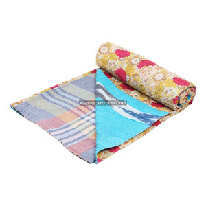 Mantas Kantha Vintage 100% Algodón Orgánico con Estampado Mughal, Mantas Indias Reversibles Hechas a Mano, Manta Pesada de Sari Antiguo para Hotel - Product Image 1