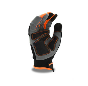 Gants haute visibilité robustes conçus pour la construction, la logistique et les travaux routiers, avec une adhérence renforcée et des éléments de sécurité réfléchissants - Product Image 4