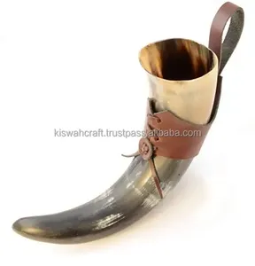 Corne à boire sculptée à l'effigie d'animaux vikings au design naturel avec support en fer, matériau écologique et organique, thème du Nouvel An, style viking - Product Image 4