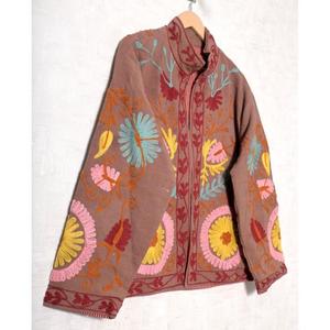 Chaqueta de Moda Bohemia Tejida a Mano con Cuello Alto y Bordado de Algodón Transpirable para Invierno, Estilo Suzani, para Mujer - Product Image 4