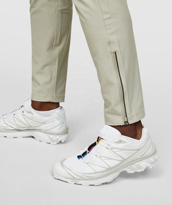 Nuevo Diseño de Trajes Deportivos Impermeables de Color Sólido para Hombre, Traje Cortavientos Hecho en Fábrica a Precio Económico - Product Image 4
