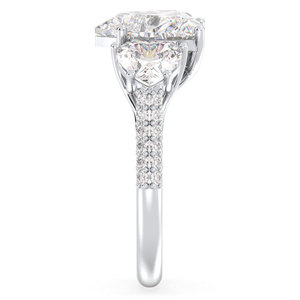 Anillo de compromiso REYES Classic con moissanita en forma de corazón de 4.20 quilates en plata de ley 925, joyería fina de lujo para regalos de boda - Product Image 5