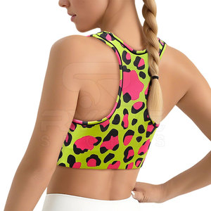 Soutien-gorge de sport moderne pour femmes, sublimé, conçu avec un tissu en polyester et élasthanne à séchage rapide pour l'exercice et les activités sportives - Product Image 2