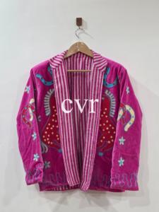 เสื้อโค้ทกำมะหยี่ปักมือสไตล์จีน คอจีน แขนยาว ลายสัตว์ ไซส์ใหญ่ เสื้อคลุมฤดูหนาวสำหรับผู้หญิง - Product Image 2