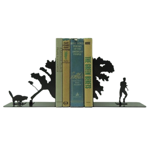 Porte-livres artisanaux en fer recyclé et en pointes de rail, décoration métallique pour la maison et le bureau, accessoire de décoration pour les amateurs de livres - Product Image 4