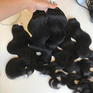 Venta al por mayor 100% Extensiones de Cabello Virgen Vietnamita Super Doble Dibujado Negro Cuerpo Ondulado Paquetes Rizados Peluca de Cabello Humano - Product Image 6