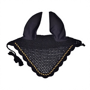 Couvre-tête de cheval en crochet marron avec cornes, bord festonné et décorations à pompons pour fête costumée et entraînement - Product Image 2