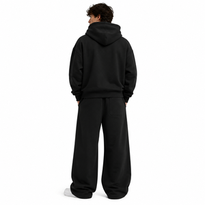 Survêtement tendance noir personnalisé avec strass, style gothique, pour homme, comprenant un sweat à capuche et un pantalon de survêtement oversize en molleton épais, vêtements de sport glamour - Product Image 3