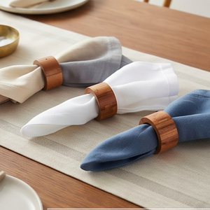 Élégant porte-serviettes en bois pour la décoration de table, idéal pour les fêtes et l'usage quotidien. - Product Image 5