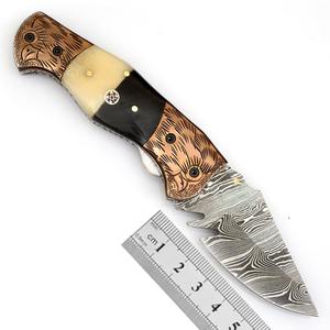 Couteau de poche pliant EDC artisanal en acier Damas de haute qualité – Offre spéciale – Couteau pliant d'extérieur en acier Damas - Product Image 5