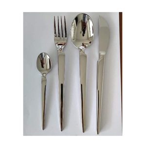 Ensemble de couverts de luxe en acier inoxydable de marque, 4 pièces, couverts haut de gamme, polissage miroir durable, passe au lave-vaisselle, écoresponsable - Product Image 5